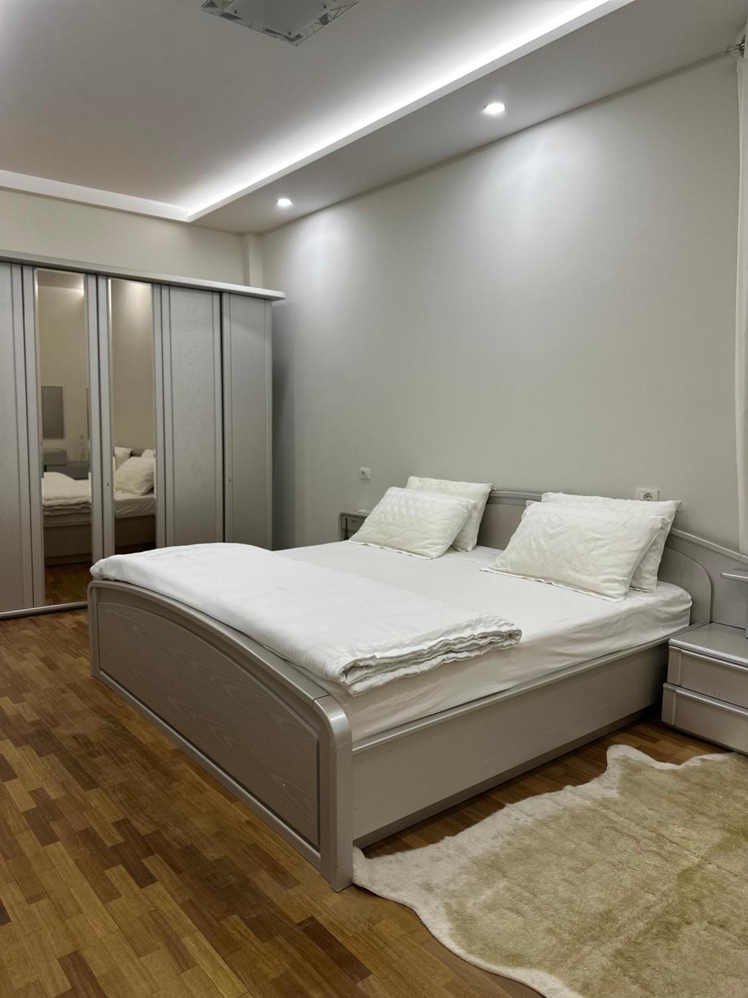 Dry Lake Apartment Tirana Exterior photo
